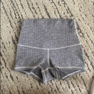 Lily lemon booty shorts